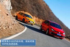 2013款福特福克斯ST试驾实拍