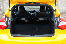 2013款福特福克斯ST试驾实拍