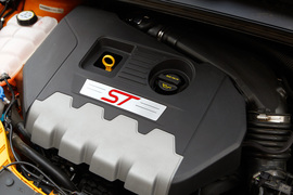 2013款福特福克斯ST试驾实拍