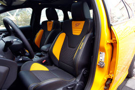 2013款福特福克斯ST试驾实拍