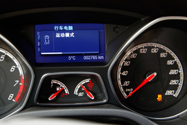 2013款福特福克斯ST试驾实拍