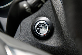 2013款福特福克斯ST试驾实拍