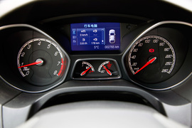 2013款福特福克斯ST试驾实拍