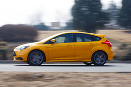 2013款福特福克斯ST试驾实拍