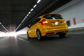 2013款福特福克斯ST试驾实拍