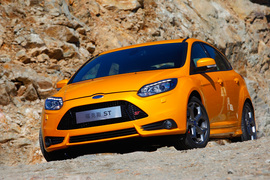 2013款福特福克斯ST试驾实拍