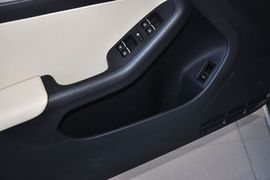 2012款大众速腾1.6L手动舒适型