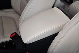 2012款大众速腾1.6L手动舒适型