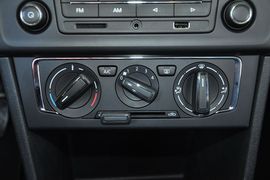 2013款大众全新捷达1.6L自动舒适型