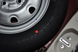 2012款铃木北斗星E+1.4VVT标准型