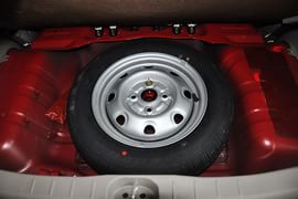 2012款铃木北斗星E+1.4VVT标准型