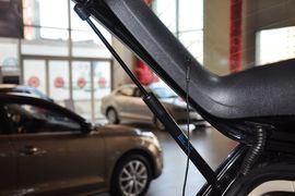 2012款大众高尔夫1.6L手动舒适型