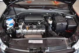 2012款大众高尔夫1.6L手动舒适型