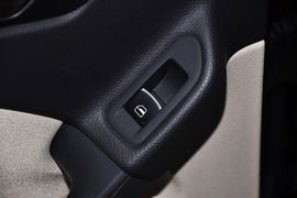 2012款大众高尔夫1.6L手动舒适型