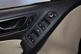 2012款大众高尔夫1.6L手动舒适型