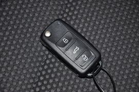 2012款大众高尔夫1.6L手动舒适型
