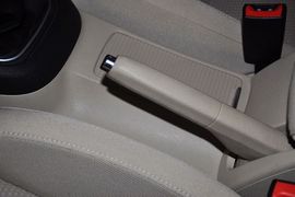 2012款大众高尔夫1.6L手动舒适型