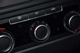 2012款大众高尔夫1.6L手动舒适型