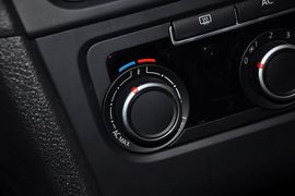 2012款大众高尔夫1.6L手动舒适型