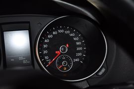2012款大众高尔夫1.6L手动舒适型