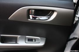 2008款翼豹三厢内饰