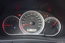 2008款翼豹三厢内饰