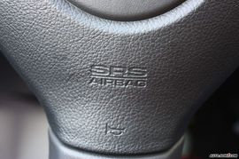 2008款翼豹三厢内饰