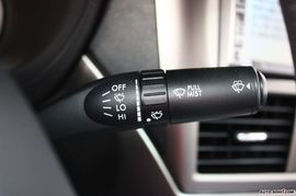 2008款翼豹三厢内饰