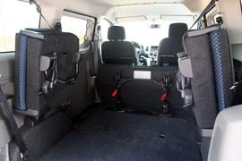 2013款郑州日产NV200体验