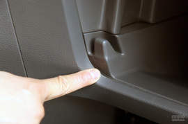 2013款郑州日产NV200体验