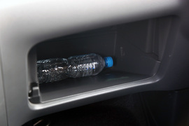 2013款郑州日产NV200体验