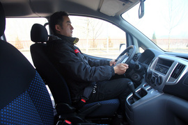 2013款郑州日产NV200体验