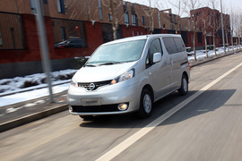 2013款郑州日产NV200体验