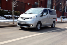 2013款郑州日产NV200体验