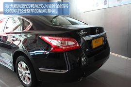 新世代天籁黑色实拍图解