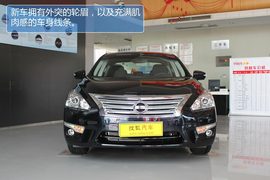 新世代天籁黑色实拍图解