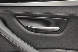2013款宝马520i典雅型