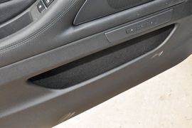 2013款宝马520i典雅型