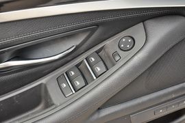 2013款宝马520i典雅型