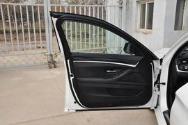 2013款宝马520i典雅型