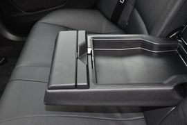 2013款宝马520i典雅型