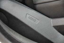 2013款宝马520i典雅型