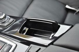 2013款宝马520i典雅型