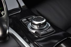 2013款宝马520i典雅型