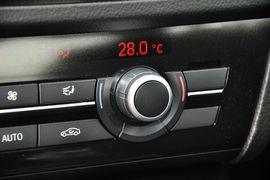 2013款宝马520i典雅型