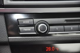 2013款宝马520i典雅型