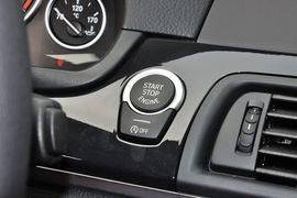 2013款宝马520i典雅型