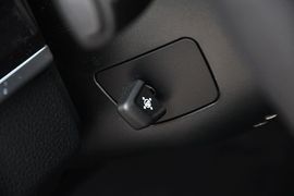 2013款宝马520i典雅型