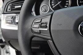 2013款宝马520i典雅型