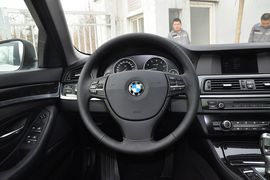 2013款宝马520i典雅型